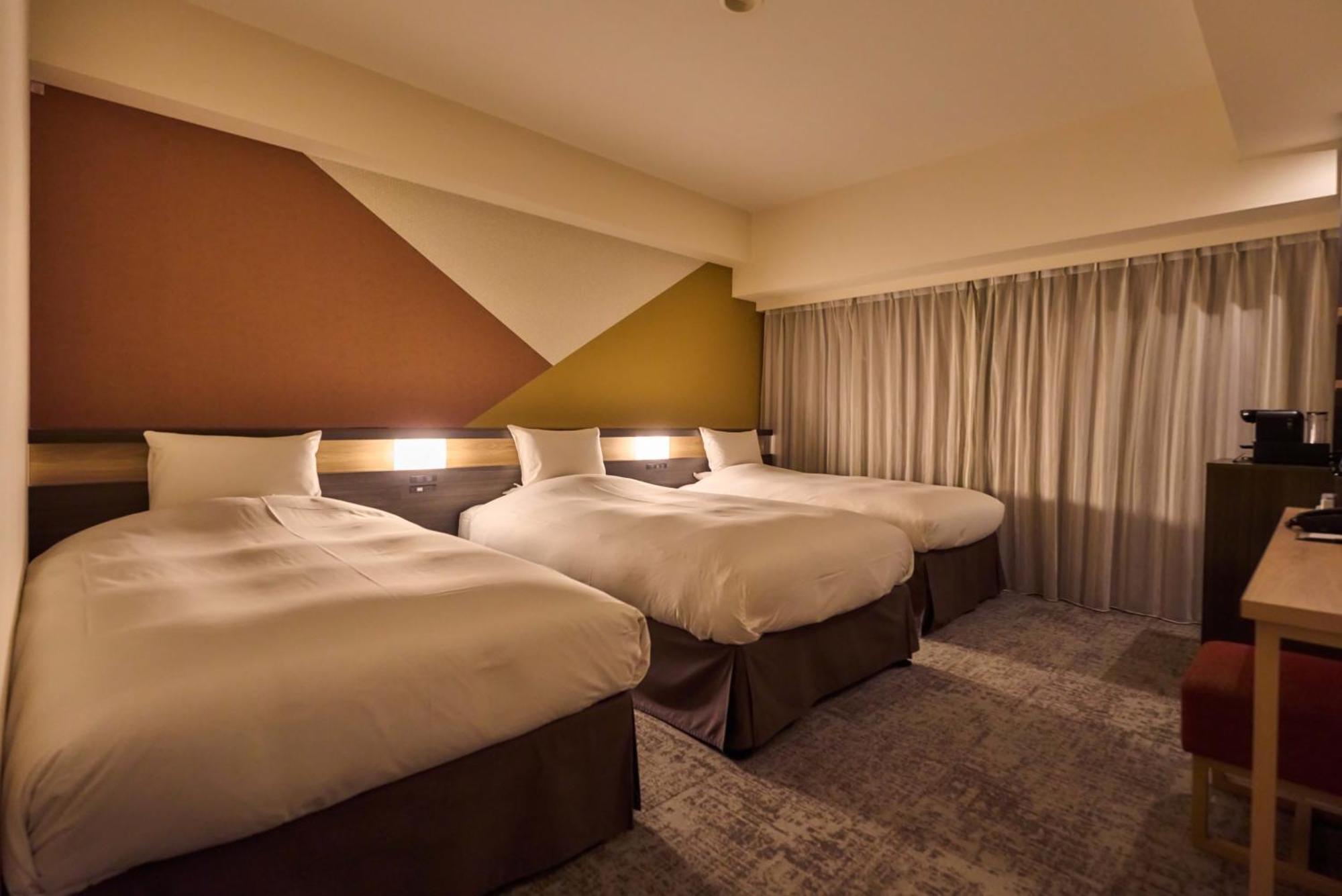 Hotel Kanazawa Bagian luar foto